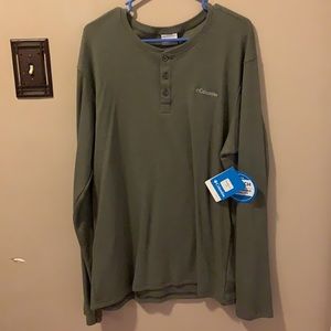 Large Columbia Long Sleeve Thermal
